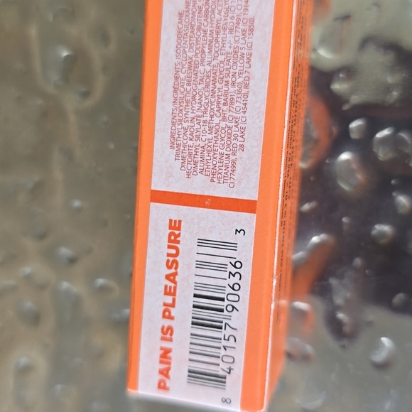 Jeffree Star Velour Liquid Lipstick in Bold Orange, Pain Is Pleasure NWT - Picture 4 of 4